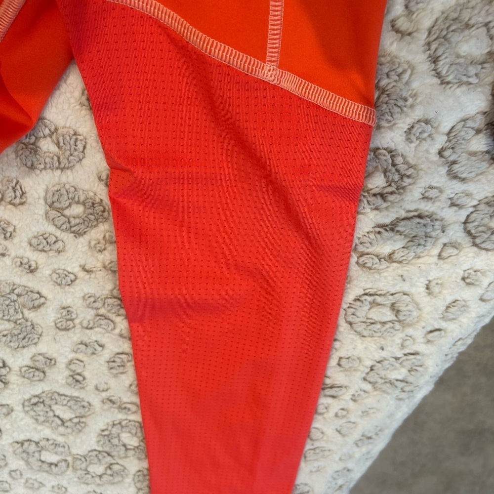 NWT Reebok Size XS Core IO Orange Rave Running Tights - Picture 4 of 5